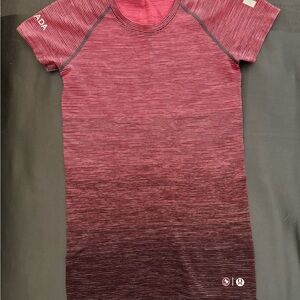 Women's Lululemon Canada 2024 Olympic run swiftly SS tee - XS